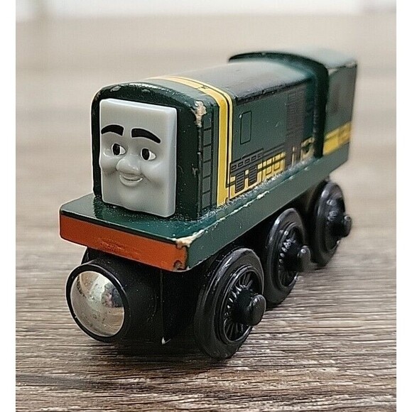 Thomas & Friends "PAXTON" Wooden Railway Train Tank Engine 2012 Mattel - Picture 1 of 7